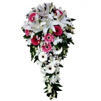 Bouquet de novia de lirios y gerberas